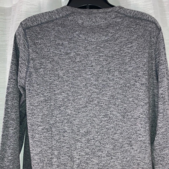 Treasure & Bond Double Knit Henley Size XL Long sleeve Gray. 3 button placket . - Picture 5 of 9
